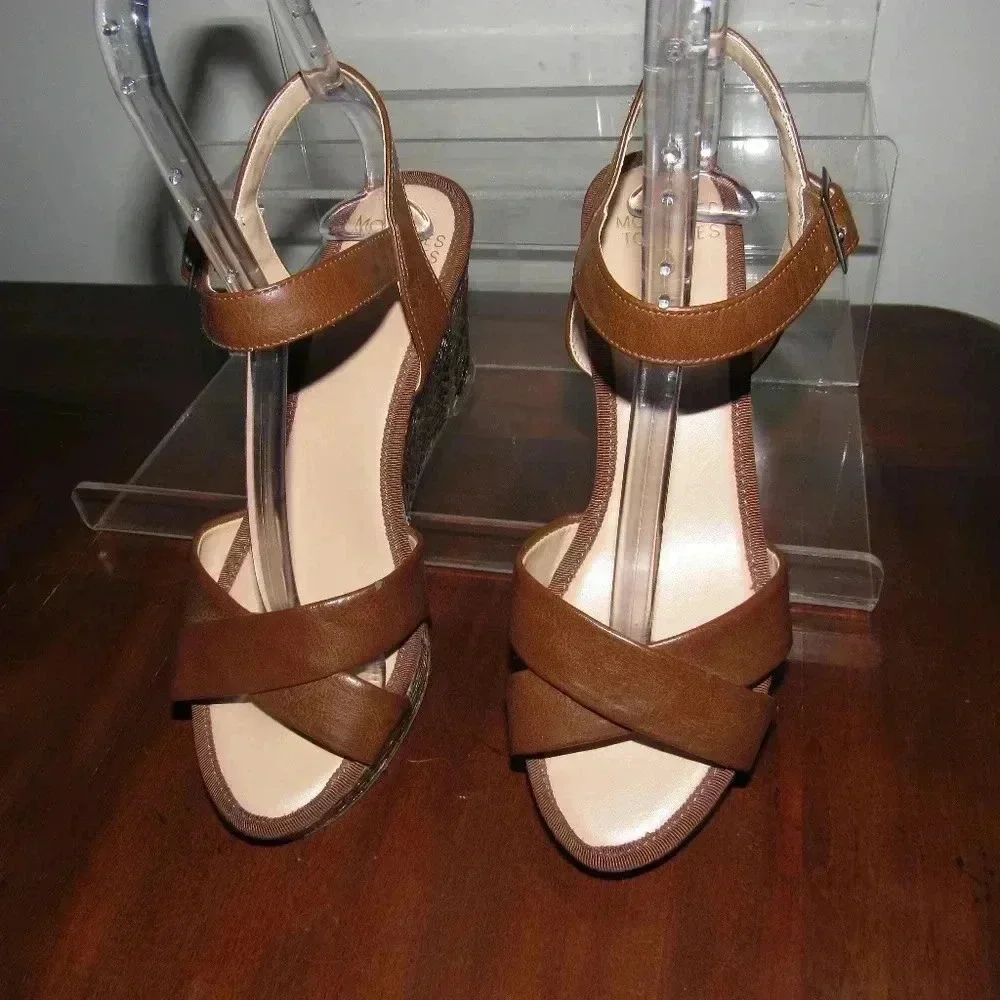 MOOTSIES TOOTSIES MOLALITAK Brown Wedge Shoes 7.5M